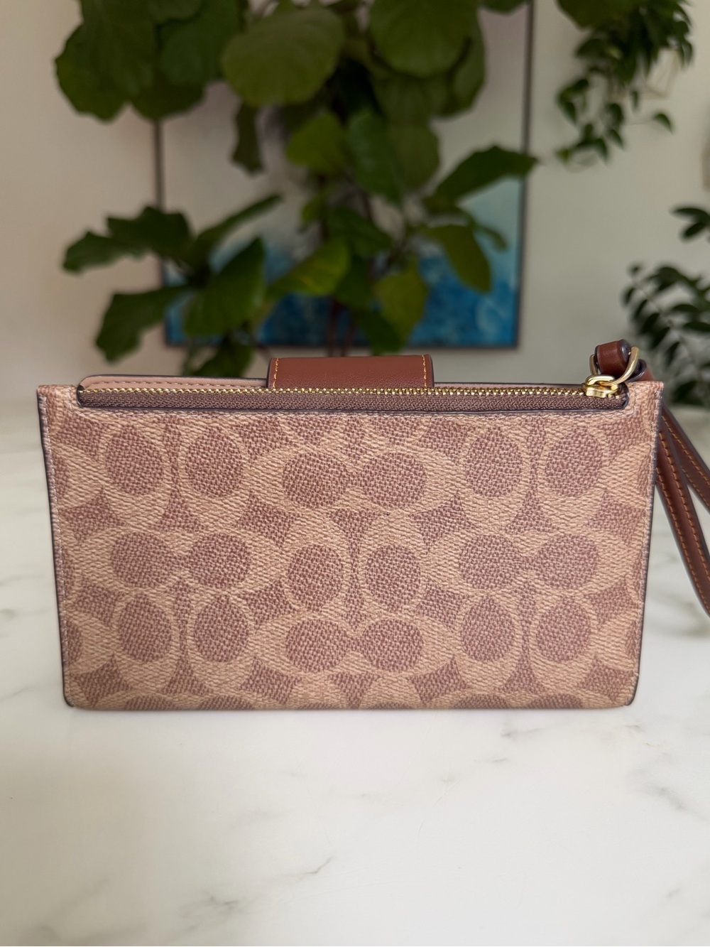 Coach Phone Wallet In Signature Canvas CW780 Gold Tan Brown Tech ID Wristlet - Picture 3 of 15